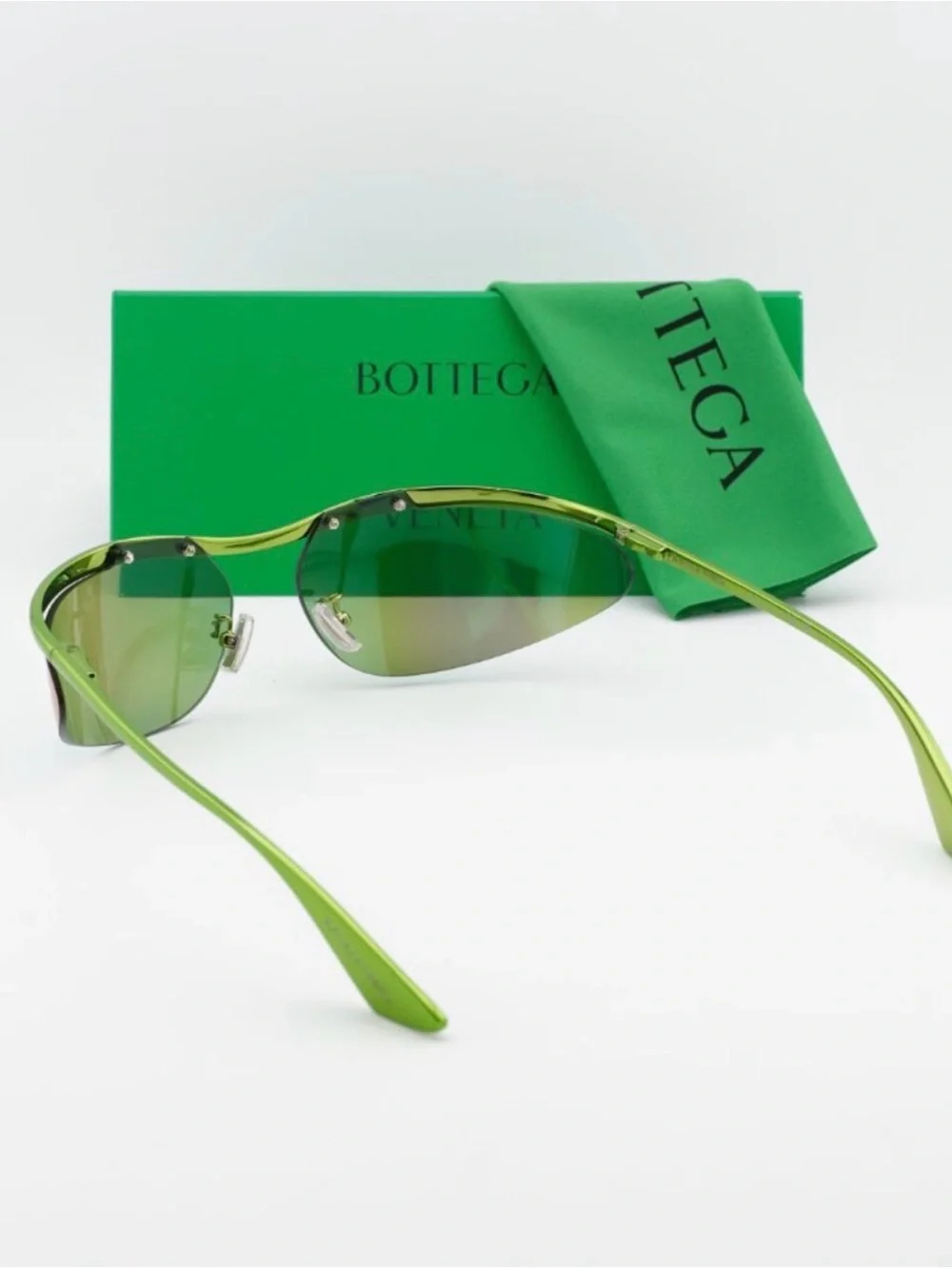Bottega Veneta Cat Eye- mirror Frame Metal Sunglasses